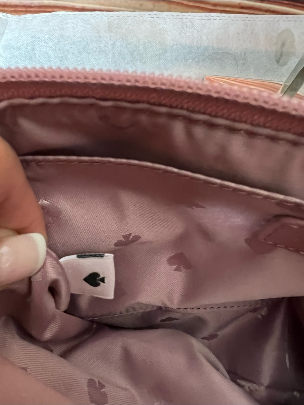 NWOT Kate Spade Leather Greta Court Glitter Ramey Crossbody Bag, Zip Closure 💖 - Picture 6 of 17
